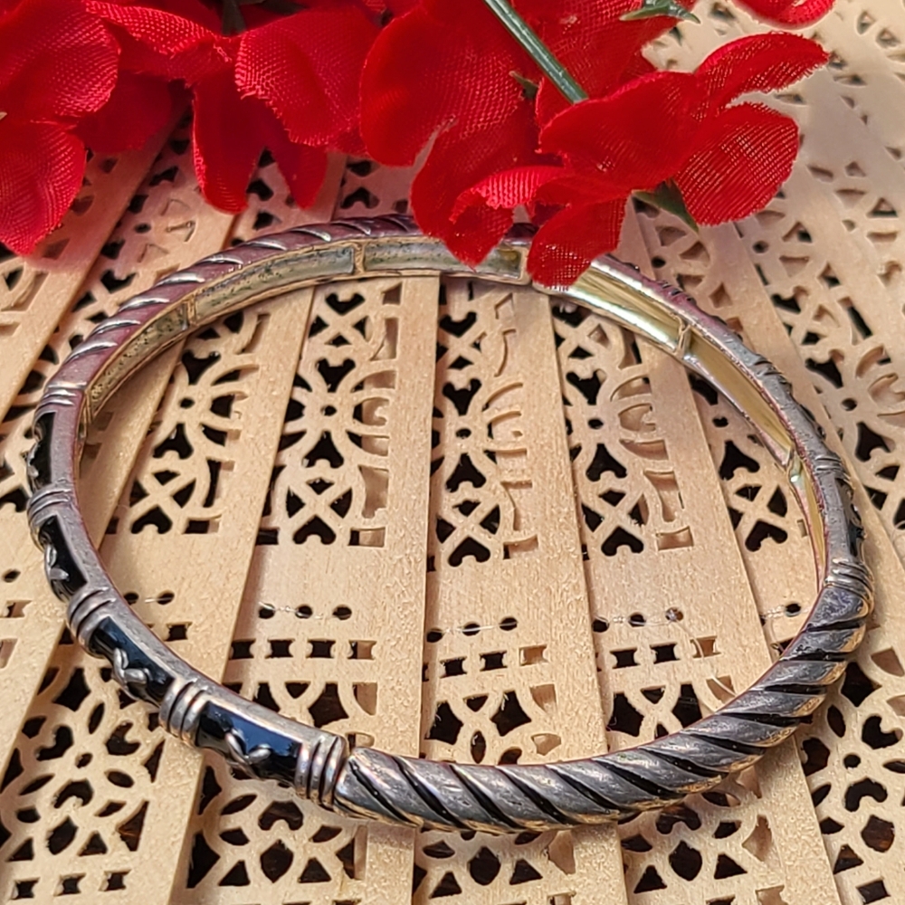 STRETCHY BRACELET FOR SALE - Picture 4 of 7